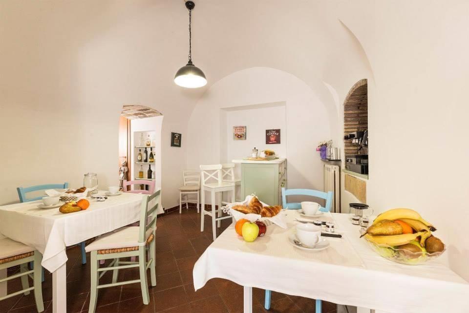 B&B I Tre Camini Таркуїнія Екстер'єр фото