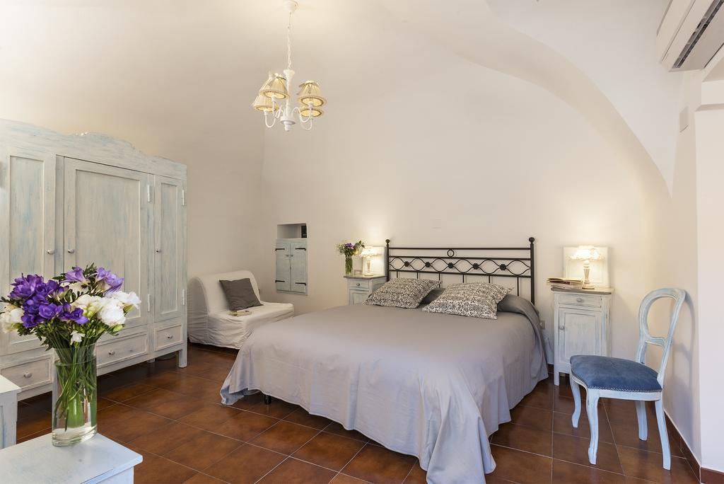 B&B I Tre Camini Таркуїнія Номер фото
